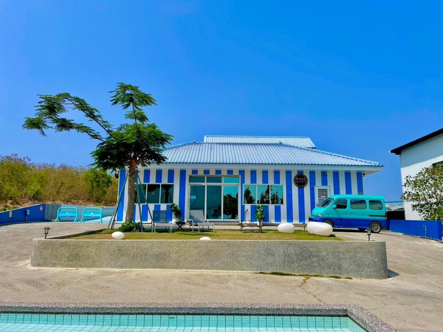 Loju Seaview Homestay Xiaoliuqiu Bagian luar foto